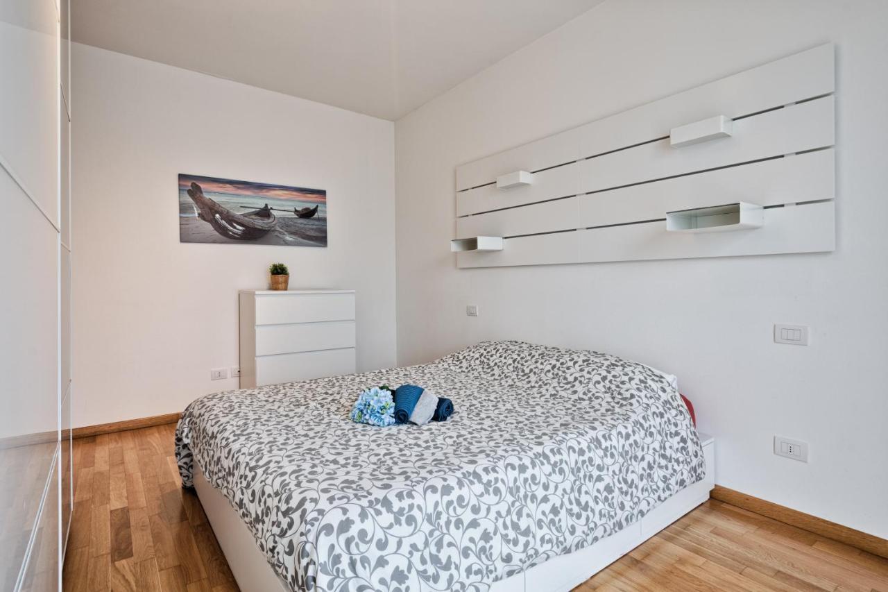 Casa Alessandro Con Piscina Lago Di Garda 살리온제 외부 사진