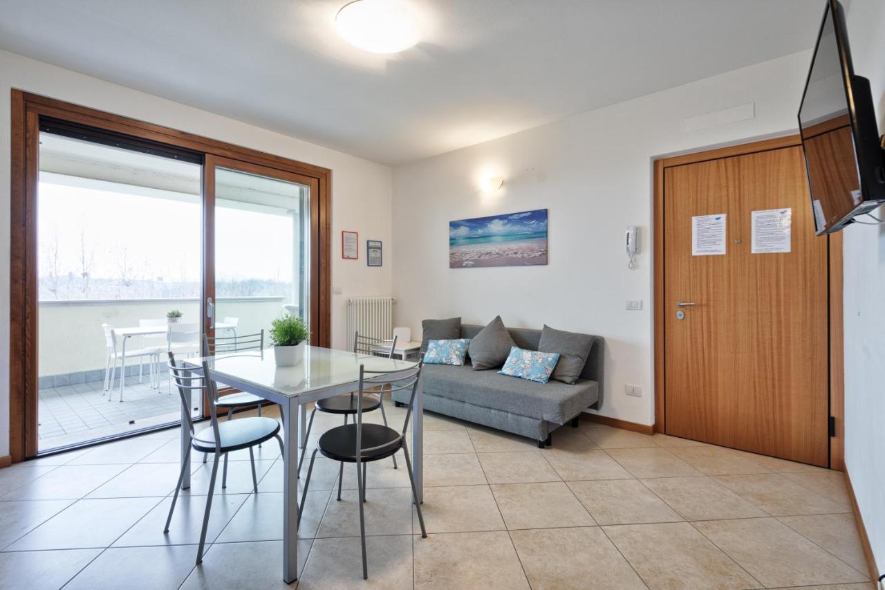 Casa Alessandro Con Piscina Lago Di Garda 살리온제 외부 사진