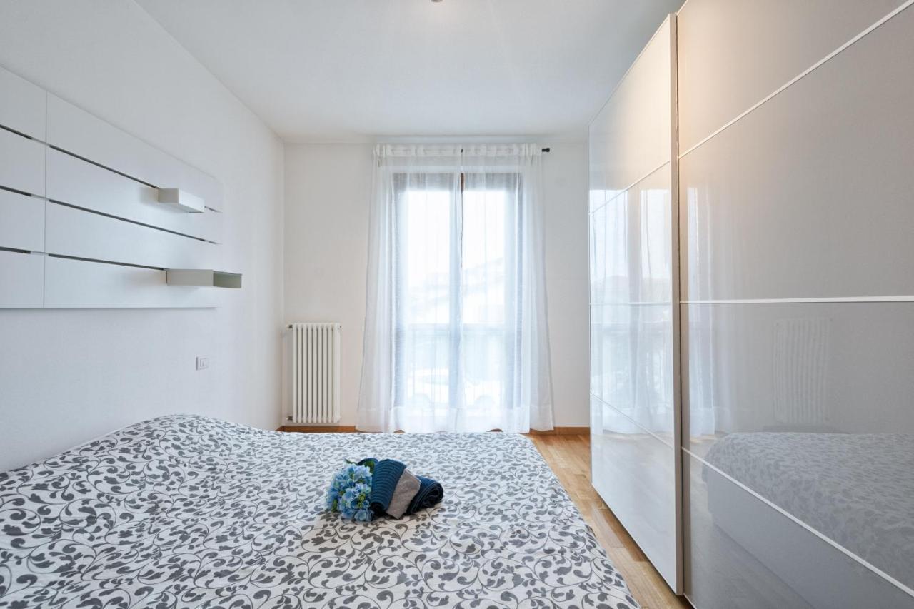 Casa Alessandro Con Piscina Lago Di Garda 살리온제 외부 사진