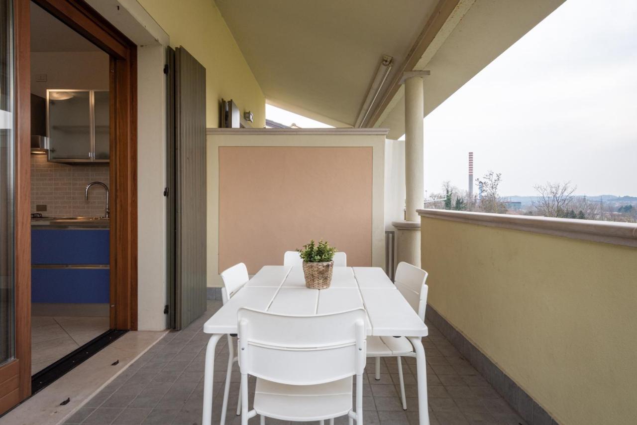 Casa Alessandro Con Piscina Lago Di Garda 살리온제 외부 사진